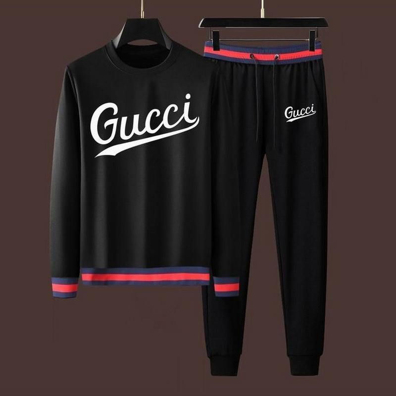 Gucci Men's Suits 372